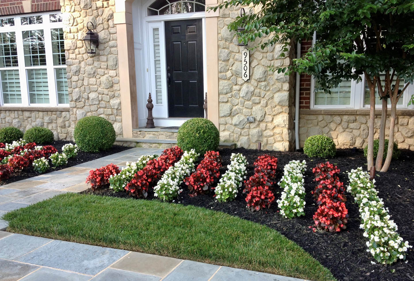 Seasonal Flower Planting Service